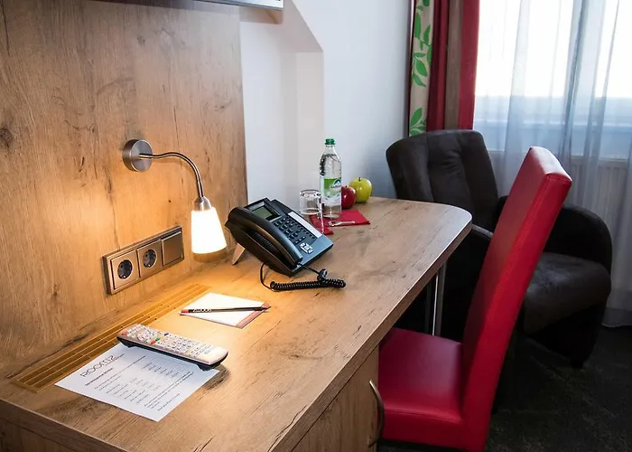 Room'z Zimmeraufzeit Гостевой дом Forstinning