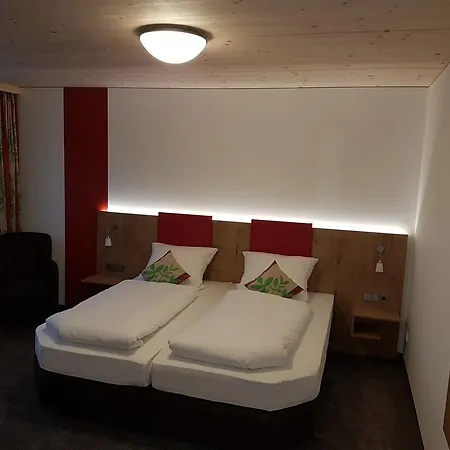 Room'z Zimmeraufzeit Forstinning